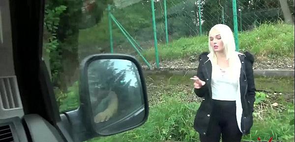  Pick Up Blondie Gives her Muff in Doggy and Moans so Loud